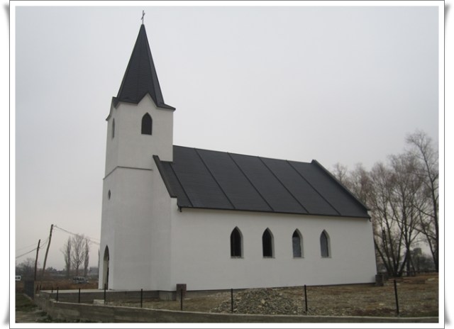 cladirea-bisericii-diakonia-suceava